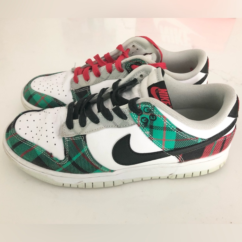 Nike Dunk Low Tartan Plaid, men’s size 8